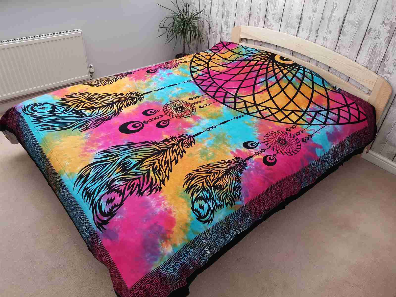 Double Cotton Bedspread / Wall Hanging - Dreamcatcher on a bed in a room.
